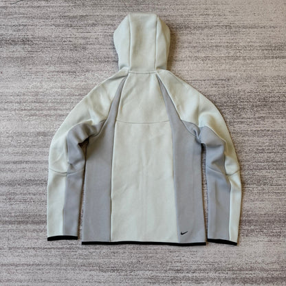 Nike New Techfleece