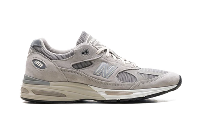 U991TK2 New Balance 991v2 MiUK Kith Moonrock